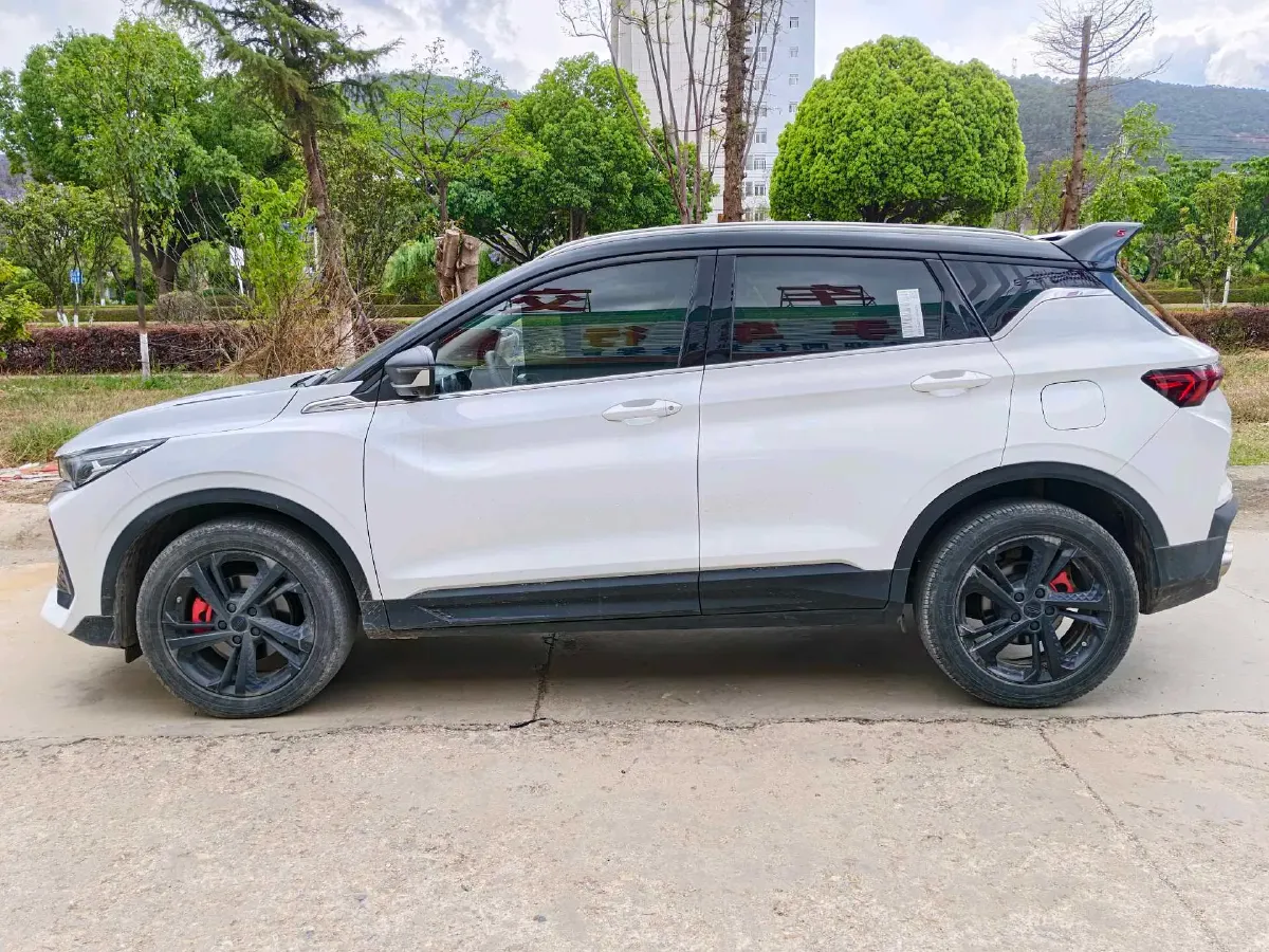 2022 Geely Coolray 1.5T 181HP L4 7DCT,autocango,china used car exporter,china ev exporter,chinese used car exporter,chinese used ev exporter