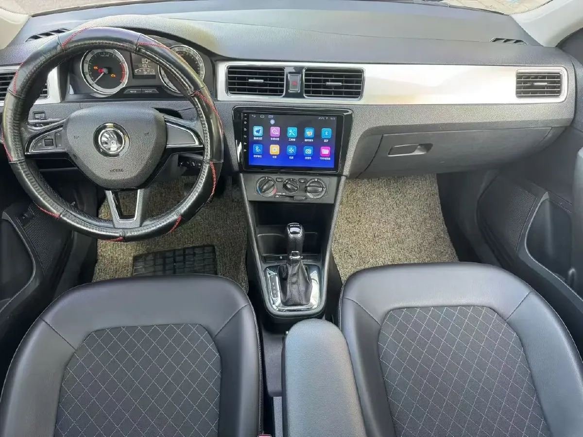 2019 SWM G01 1.5T 156HP L4 6AT,autocango,china used car exporter,china ev exporter,chinese used car exporter,chinese used ev exporter