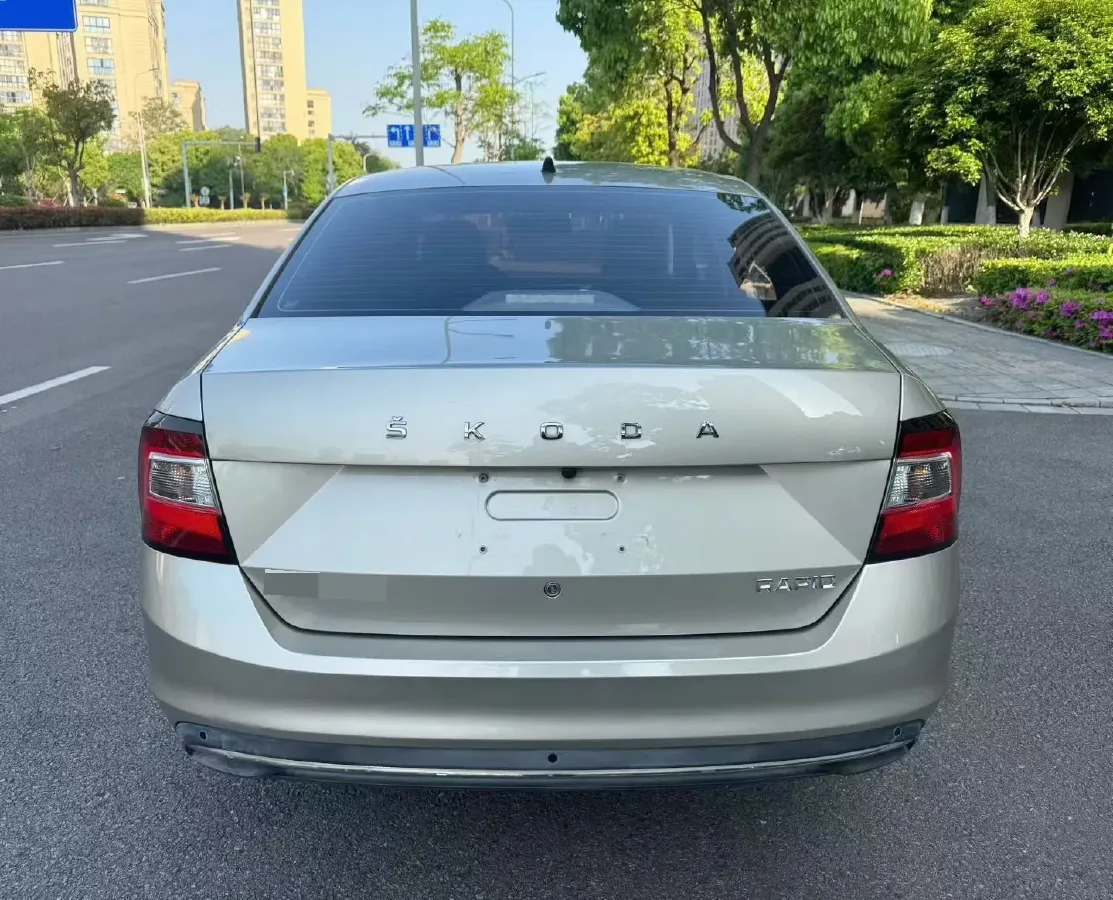 2019 SWM G01 1.5T 156HP L4 6AT,autocango,china used car exporter,china ev exporter,chinese used car exporter,chinese used ev exporter