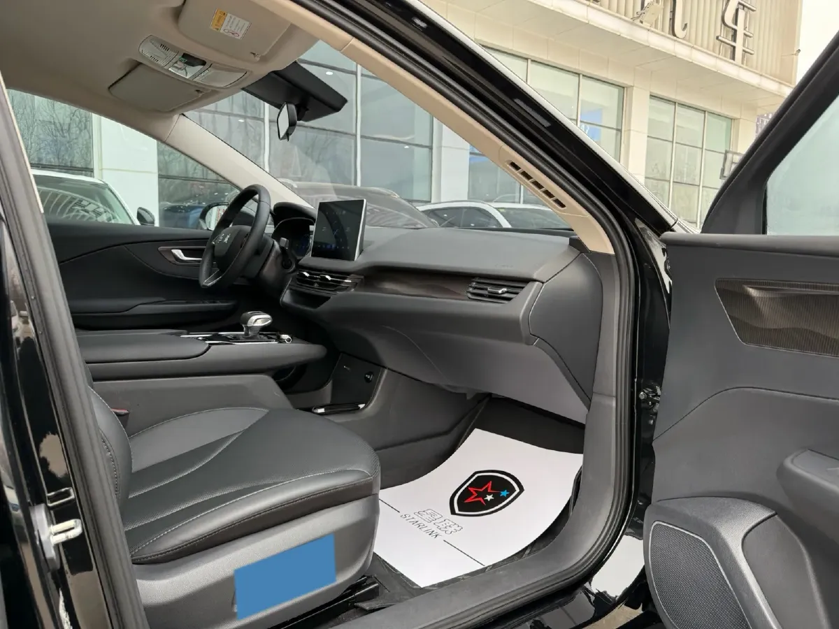 2023 HongQi E-QM5 BEV 82KWH,autocango,china used car exporter,china ev exporter,chinese used car exporter,chinese used ev exporter