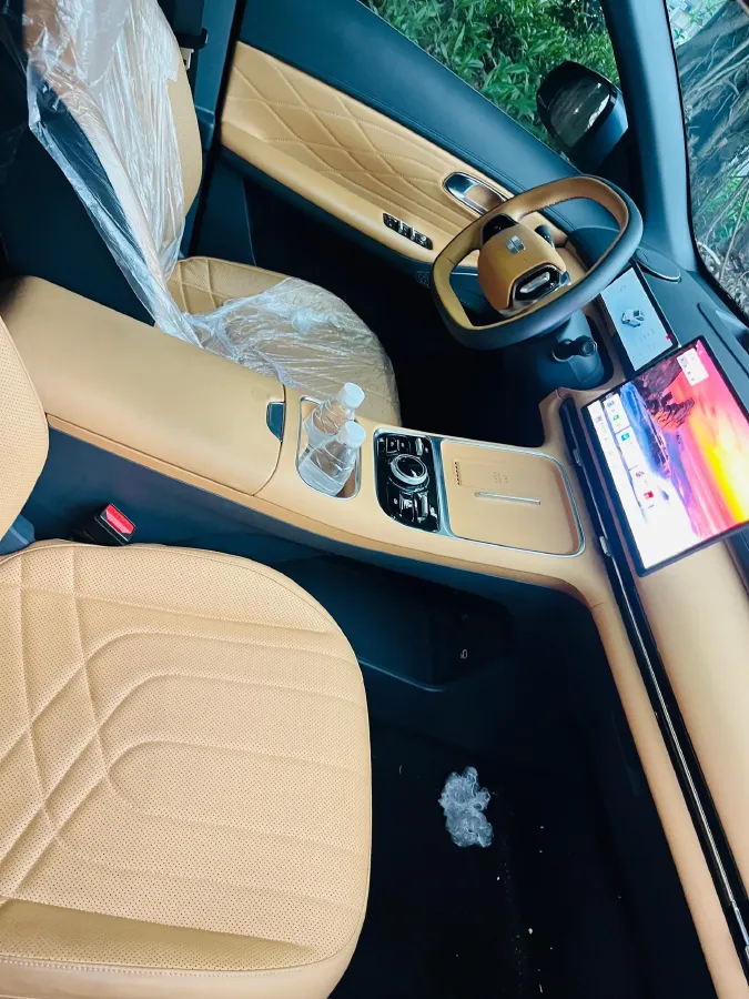 2026 Geely Galaxy Starship 7 1.5L 112HP L4 1DHT PHEV,autocango,china used car exporter,china ev exporter,chinese used car exporter,chinese used ev exporter