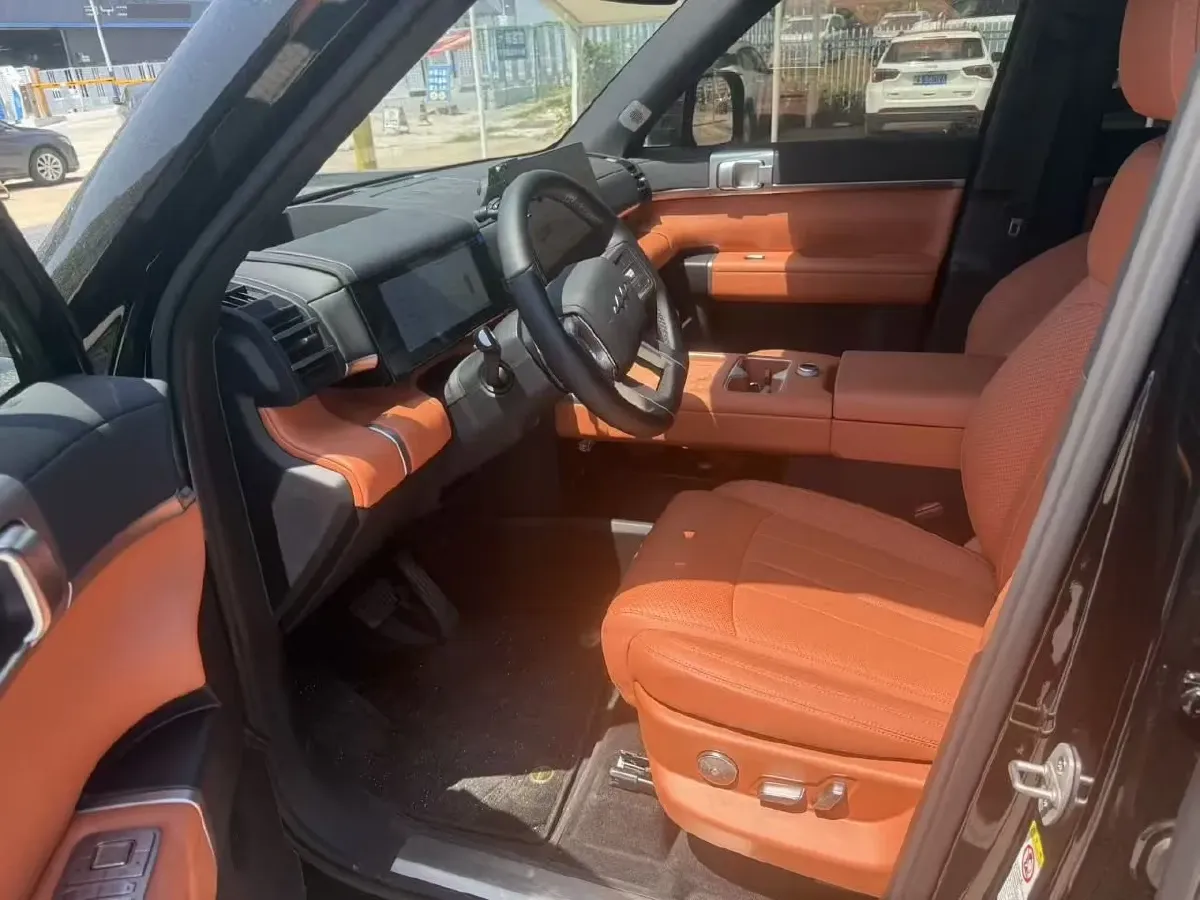 2025 FangChengBao Tai 7 1.5T 156HP L4 E-CVT PHEV,autocango,china used car exporter,china ev exporter,chinese used car exporter,chinese used ev exporter