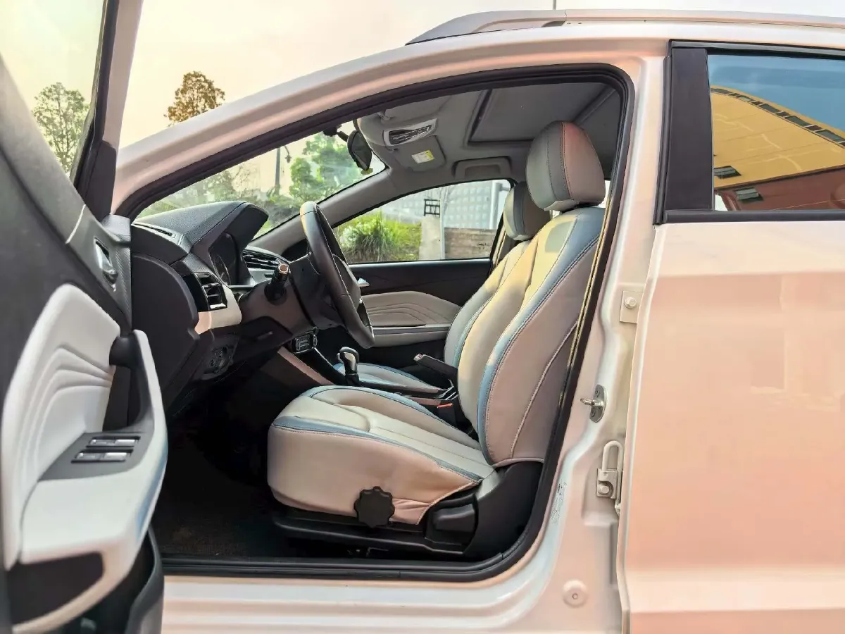 2022 Chery Tiggo 3x 1.5L 116HP L4 CVT,autocango,china used car exporter,china ev exporter,chinese used car exporter,chinese used ev exporter