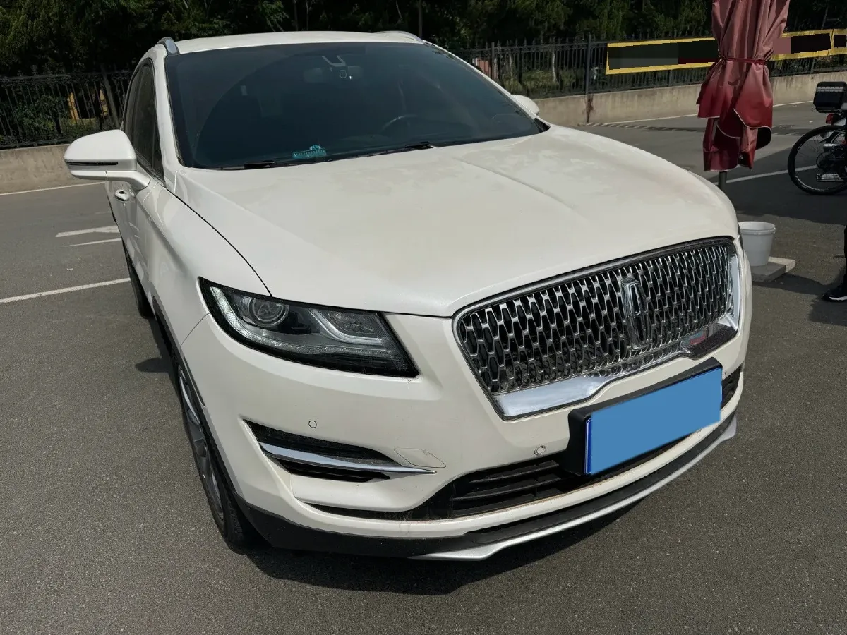 2019 Lincoln MKC 2.0T 253HP L4 6AT,autocango,china used car exporter,china ev exporter,chinese used car exporter,chinese used ev exporter