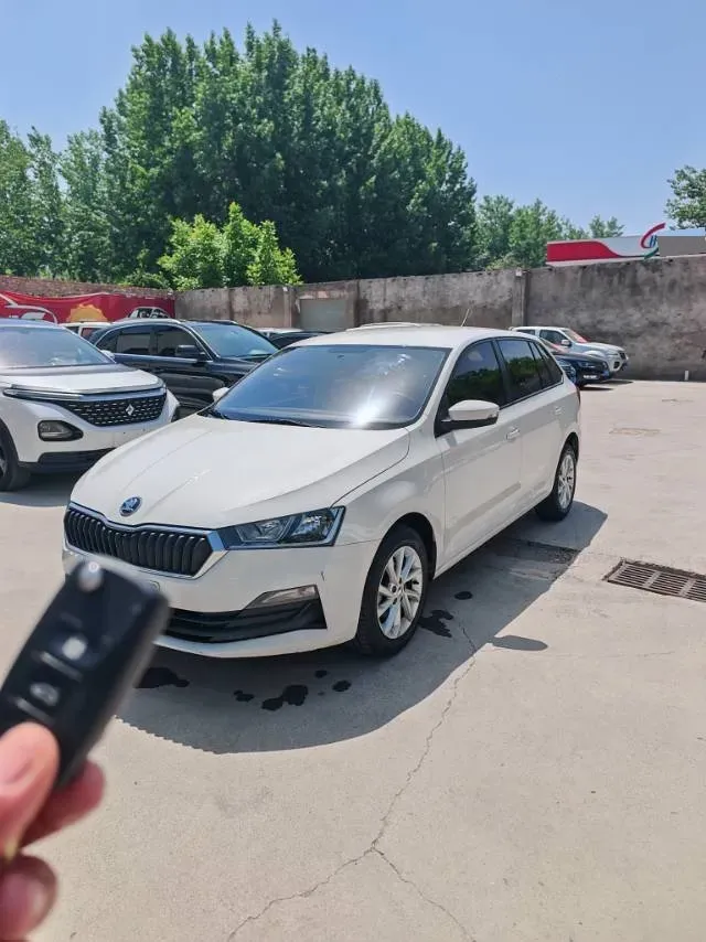 2019 Skoda Rapid Spaceback 1.5L 110HP L4 6AT,autocango,china used car exporter,china ev exporter,chinese used car exporter,chinese used ev exporter
