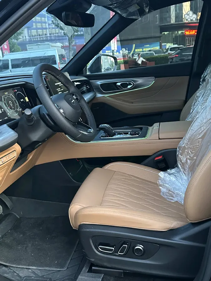 2024 GAC Trumpchi GS8 2.0T 252HP L4 8AT,autocango,china used car exporter,china ev exporter,chinese used car exporter,chinese used ev exporter