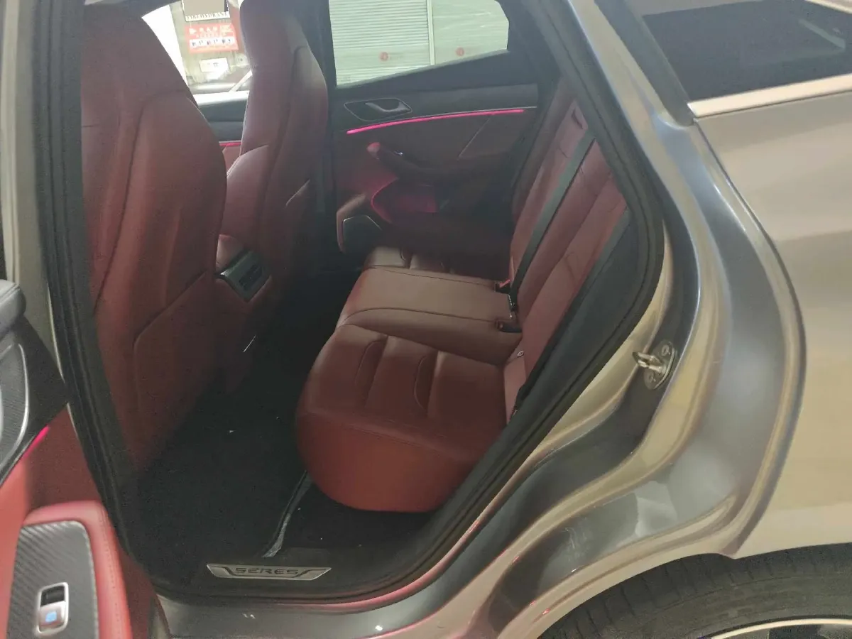 2021 Ford Edge 2.0T 245HP L4 8AT,autocango,china used car exporter,china ev exporter,chinese used car exporter,chinese used ev exporter