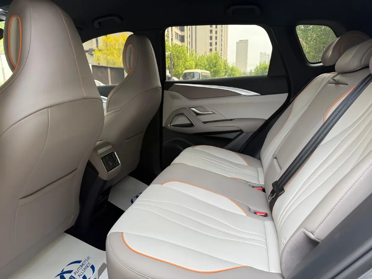 2024 BYD Song Pro 1.5L 110HP L4 E-CVT PHEV 12.9KWH,autocango,china used car exporter,china ev exporter,chinese used car exporter,chinese used ev exporter