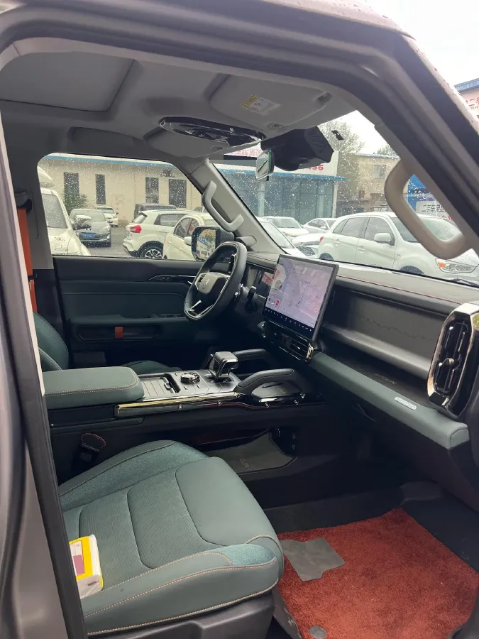 2023 Jetour Traveller 2.0T 254HP L4 7DCT,autocango,china used car exporter,china ev exporter,chinese used car exporter,chinese used ev exporter