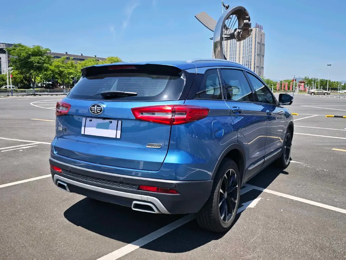 2018 FAW Senia R9 1.2T 143HP L4 7DCT,autocango,china used car exporter,china ev exporter,chinese used car exporter,chinese used ev exporter