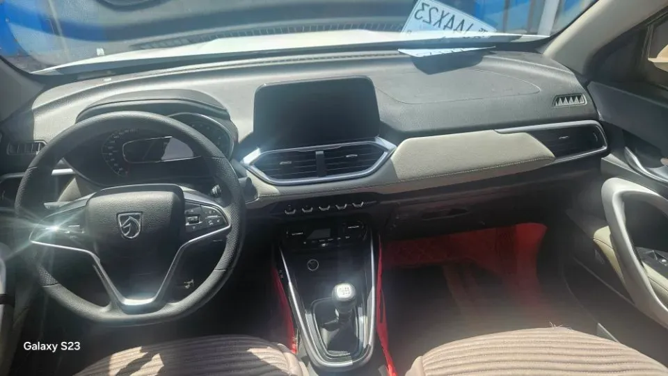 2017 BaoJun 310W 1.5L 105HP L4 6MT,autocango,china used car exporter,china ev exporter,chinese used car exporter,chinese used ev exporter