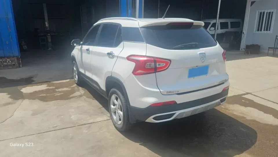 2017 BaoJun 310W 1.5L 105HP L4 6MT,autocango,china used car exporter,china ev exporter,chinese used car exporter,chinese used ev exporter