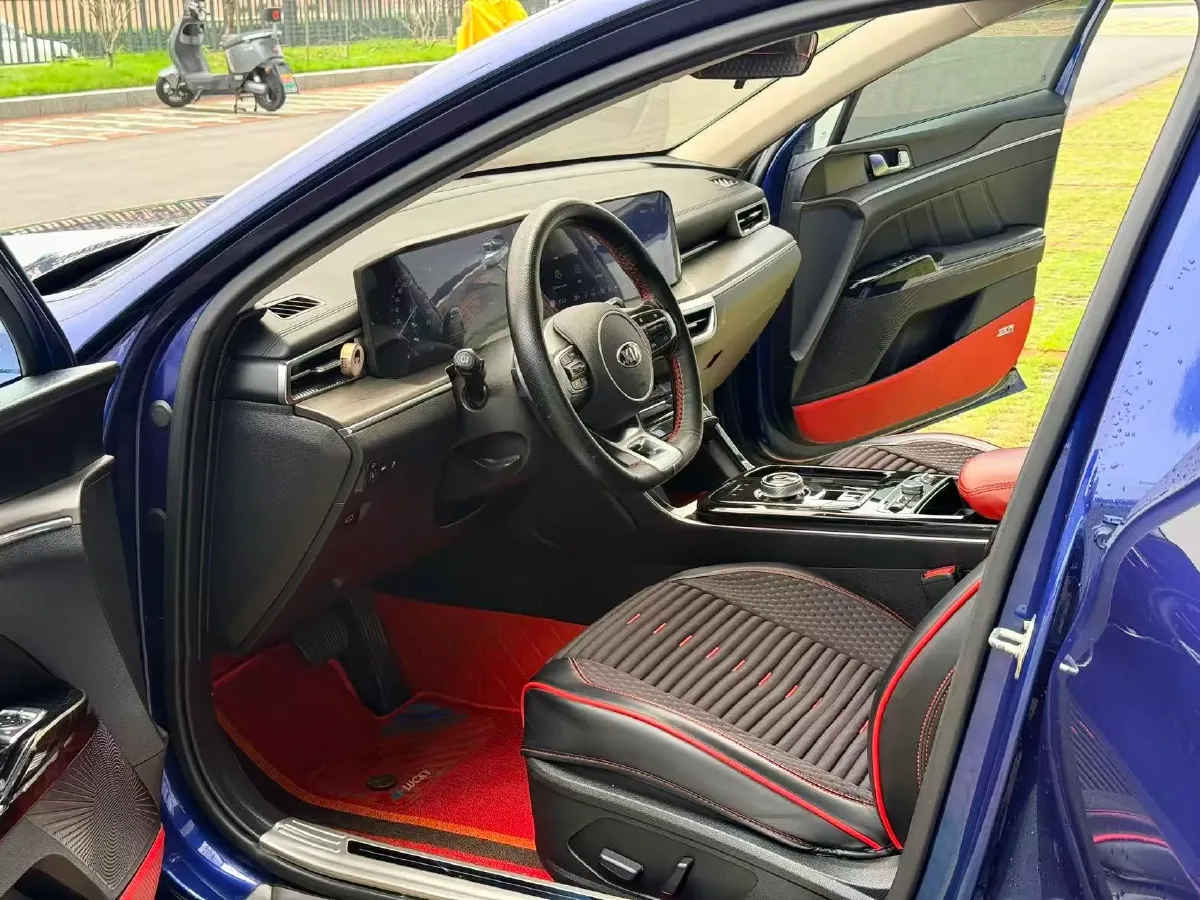 2020 Kia K5 1.5T 170HP L4 7DCT,autocango,china used car exporter,china ev exporter,chinese used car exporter,chinese used ev exporter