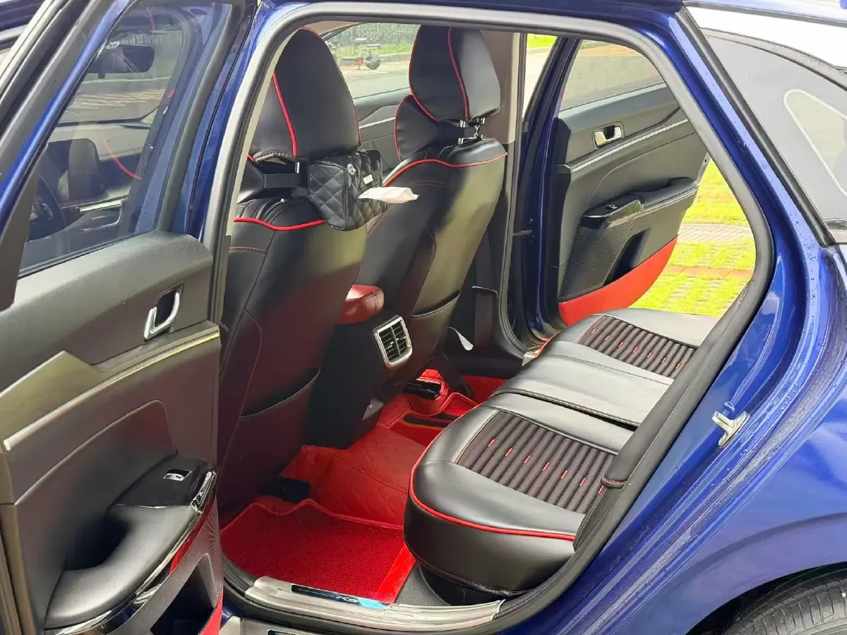 2020 Kia K5 1.5T 170HP L4 7DCT,autocango,china used car exporter,china ev exporter,chinese used car exporter,chinese used ev exporter