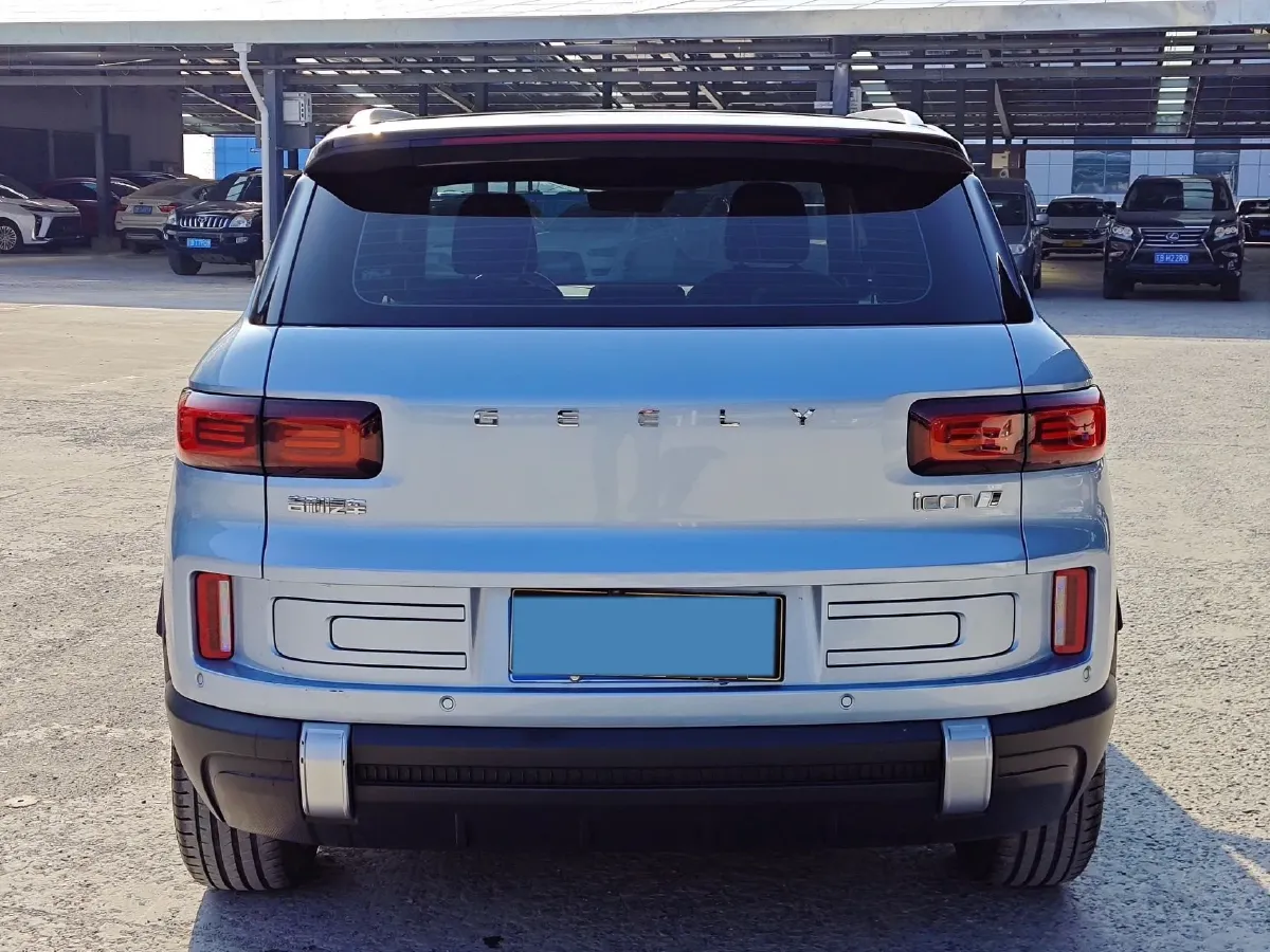 2023 Geely ICON 1.5T 181HP L4 7DCT,autocango,china used car exporter,china ev exporter,chinese used car exporter,chinese used ev exporter