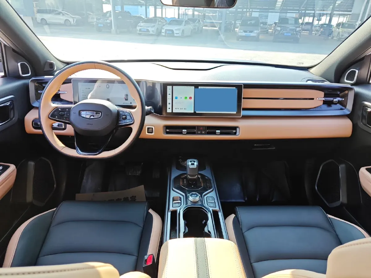 2023 Geely ICON 1.5T 181HP L4 7DCT,autocango,china used car exporter,china ev exporter,chinese used car exporter,chinese used ev exporter