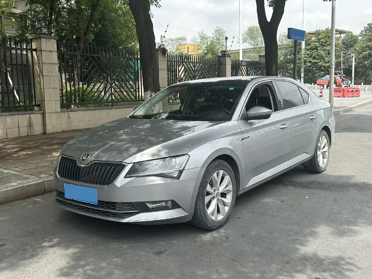 2018 Nissan Terra 2.5L 184HP L4 7AT,autocango,china used car exporter,china ev exporter,chinese used car exporter,chinese used ev exporter
