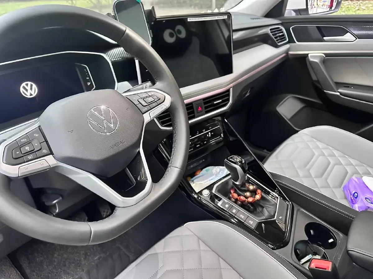 2024 Volkswagen Tayron 1.5T 160HP L4 7DCT,autocango,china used car exporter,china ev exporter,chinese used car exporter,chinese used ev exporter