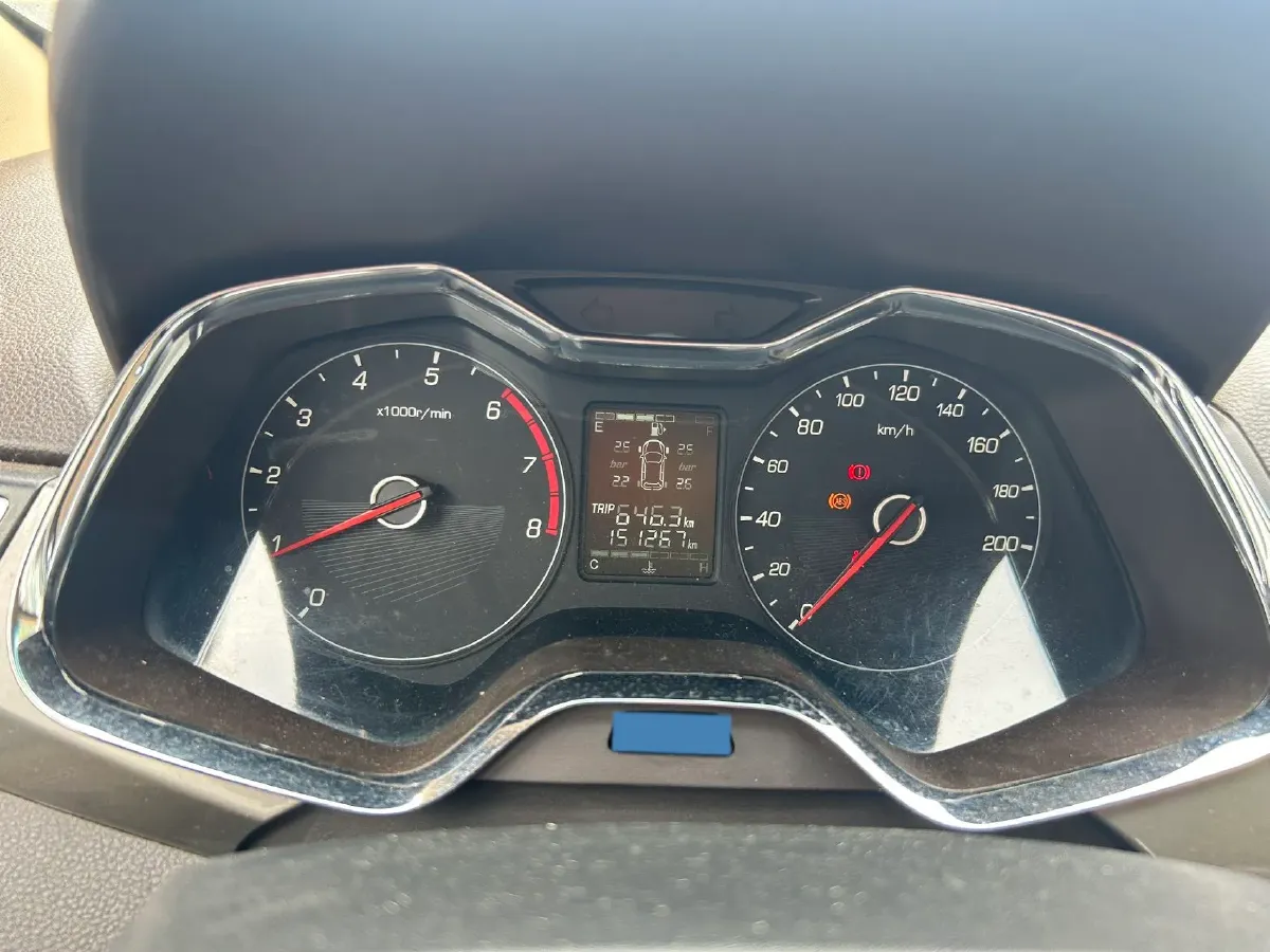 2017 BaoJun 310W 1.5L 112HP L4 6MT,autocango,china used car exporter,china ev exporter,chinese used car exporter,chinese used ev exporter