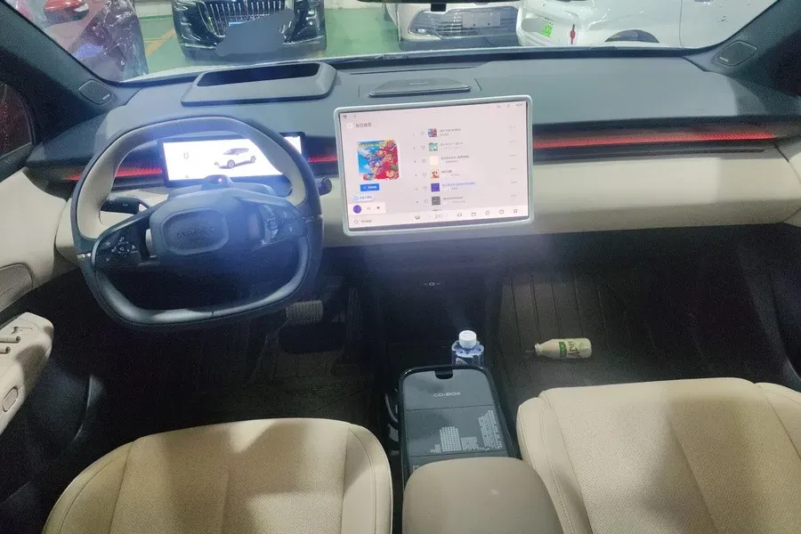 2025 Dongfeng Z9 2.0T 258HP L4 8AT,autocango,china used car exporter,china ev exporter,chinese used car exporter,chinese used ev exporter