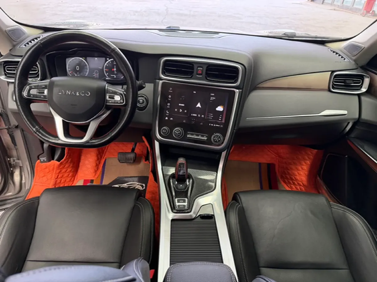 2019 Beijing BJ40 2.0T 218HP L4 6AT,autocango,china used car exporter,china ev exporter,chinese used car exporter,chinese used ev exporter