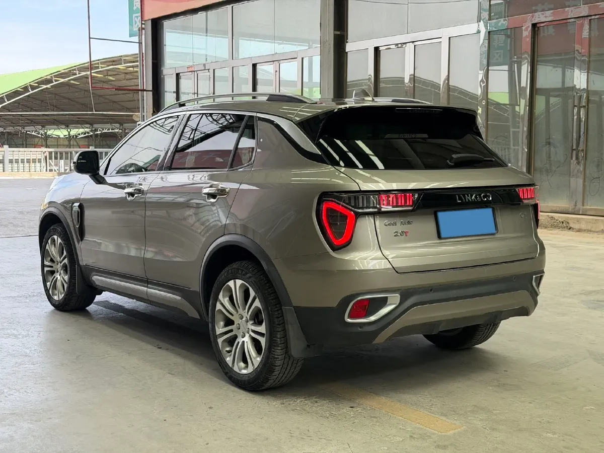 2019 Beijing BJ40 2.0T 218HP L4 6AT,autocango,china used car exporter,china ev exporter,chinese used car exporter,chinese used ev exporter