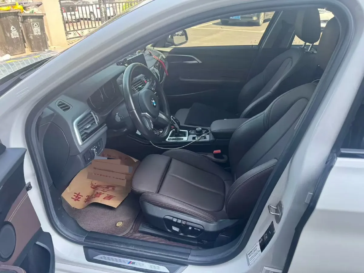2020 BMW 1 Series 1.5T 140HP L3 7DCT,autocango,china used car exporter,china ev exporter,chinese used car exporter,chinese used ev exporter