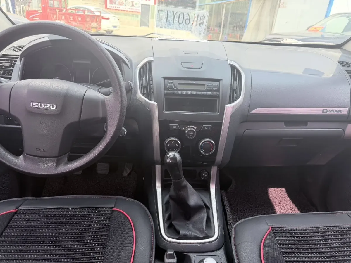 2018 Isuzu D-MAX 3.0T 177HP L4 6MT,autocango,china used car exporter,china ev exporter,chinese used car exporter,chinese used ev exporter