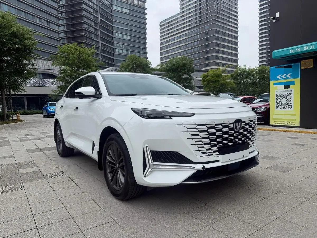 2024 ChangAn UNI-K 2.0T 233HP L4 8AT,autocango,china used car exporter,china ev exporter,chinese used car exporter,chinese used ev exporter