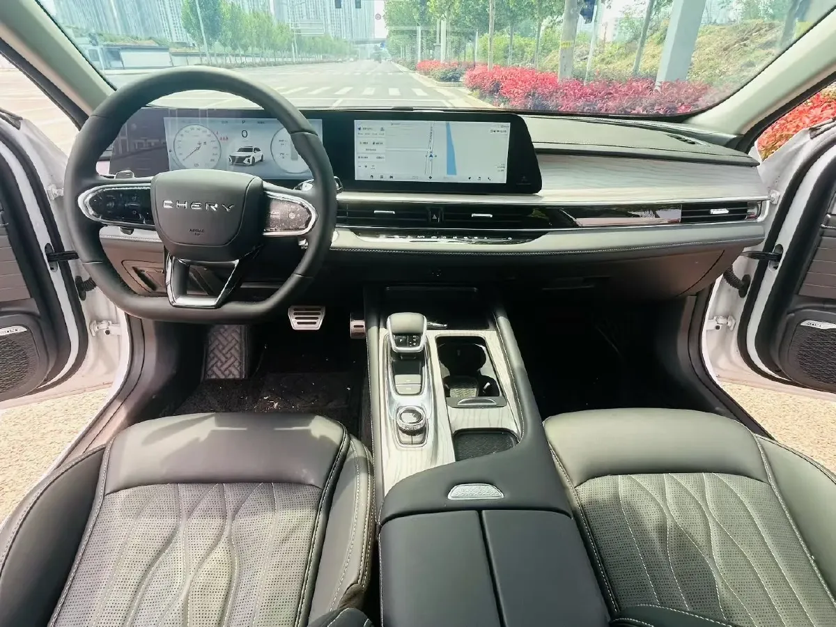 2025 Chery Arrizo 8 2.0T 254HP L4 7DCT,autocango,china used car exporter,china ev exporter,chinese used car exporter,chinese used ev exporter