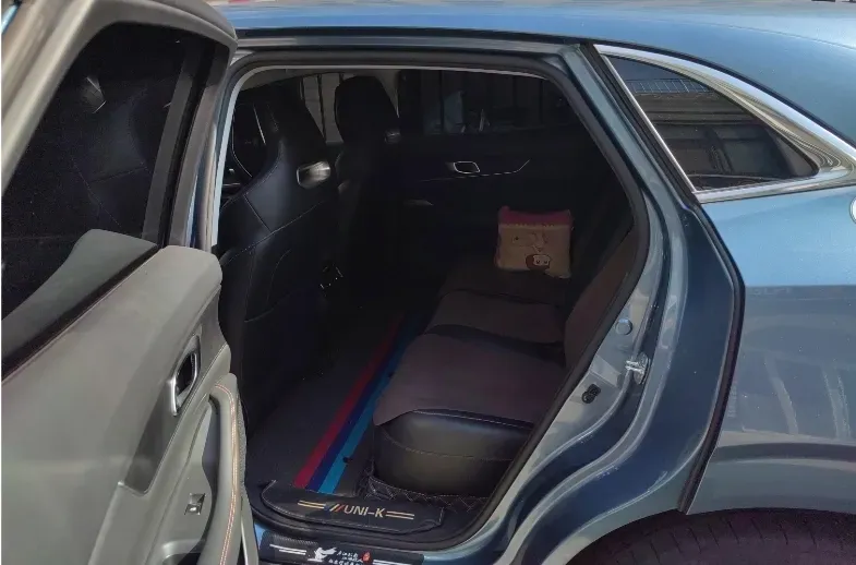 2022 Chevrolet Menlo BEV 61.1KWH,autocango,china used car exporter,china ev exporter,chinese used car exporter,chinese used ev exporter