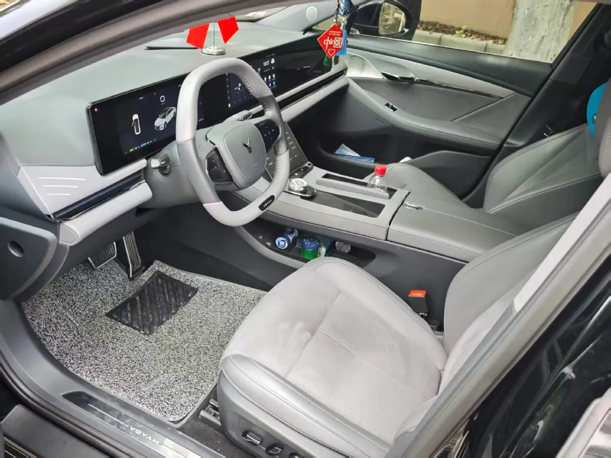 2024 Voyah ZhuiGuang 1.5T 136HP L4 PHEV 43KWH,autocango,china used car exporter,china ev exporter,chinese used car exporter,chinese used ev exporter