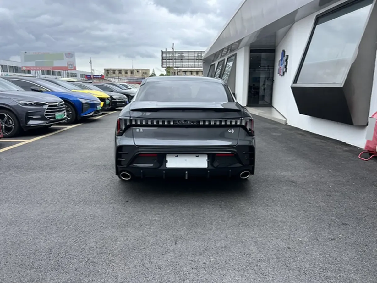 2025 LYNK&CO 03 1.5T 181HP L4 7DCT,autocango,china used car exporter,china ev exporter,chinese used car exporter,chinese used ev exporter