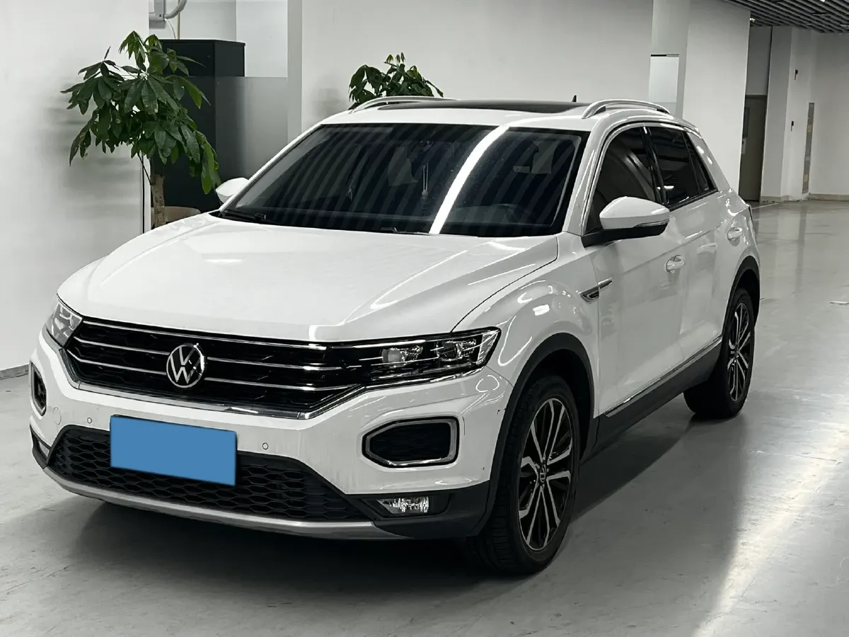 2022 Volkswagen T-Roc 1.4T 150HP L4 7DCT,autocango,china used car exporter,china ev exporter,chinese used car exporter,chinese used ev exporter