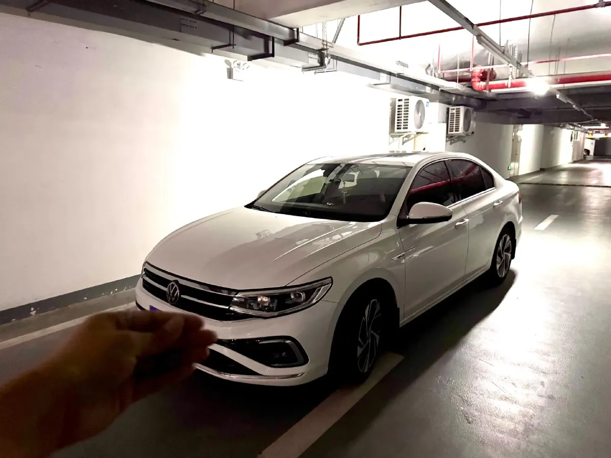 2023 Volkswagen Bora 1.5T 160HP L4 7DCT,autocango,china used car exporter,china ev exporter,chinese used car exporter,chinese used ev exporter
