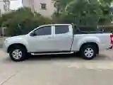 2018 Isuzu RE-MAX Jim 2.8T 116HP L4 5MT