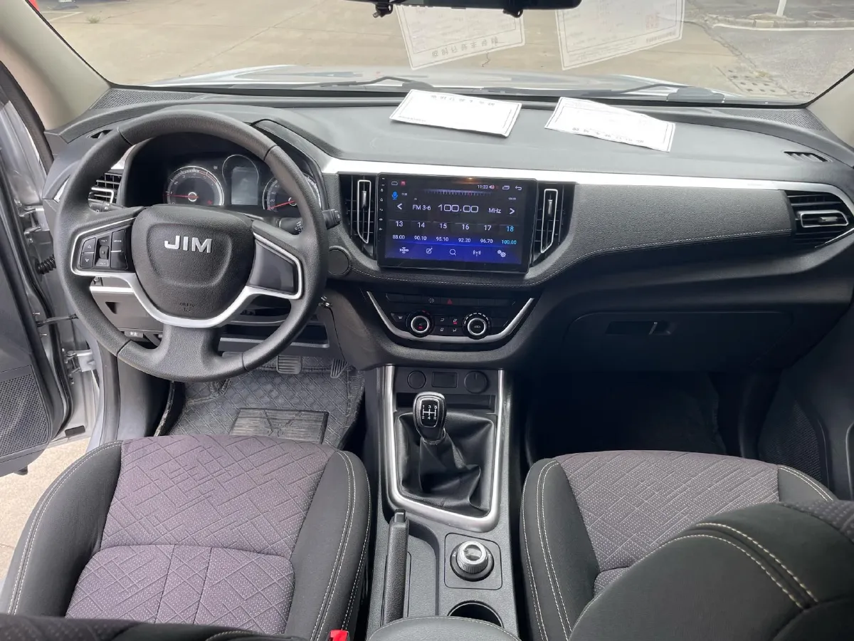 2018 Isuzu RE-MAX Jim 2.8T 116HP L4 5MT,autocango,china used car exporter,china ev exporter,chinese used car exporter,chinese used ev exporter