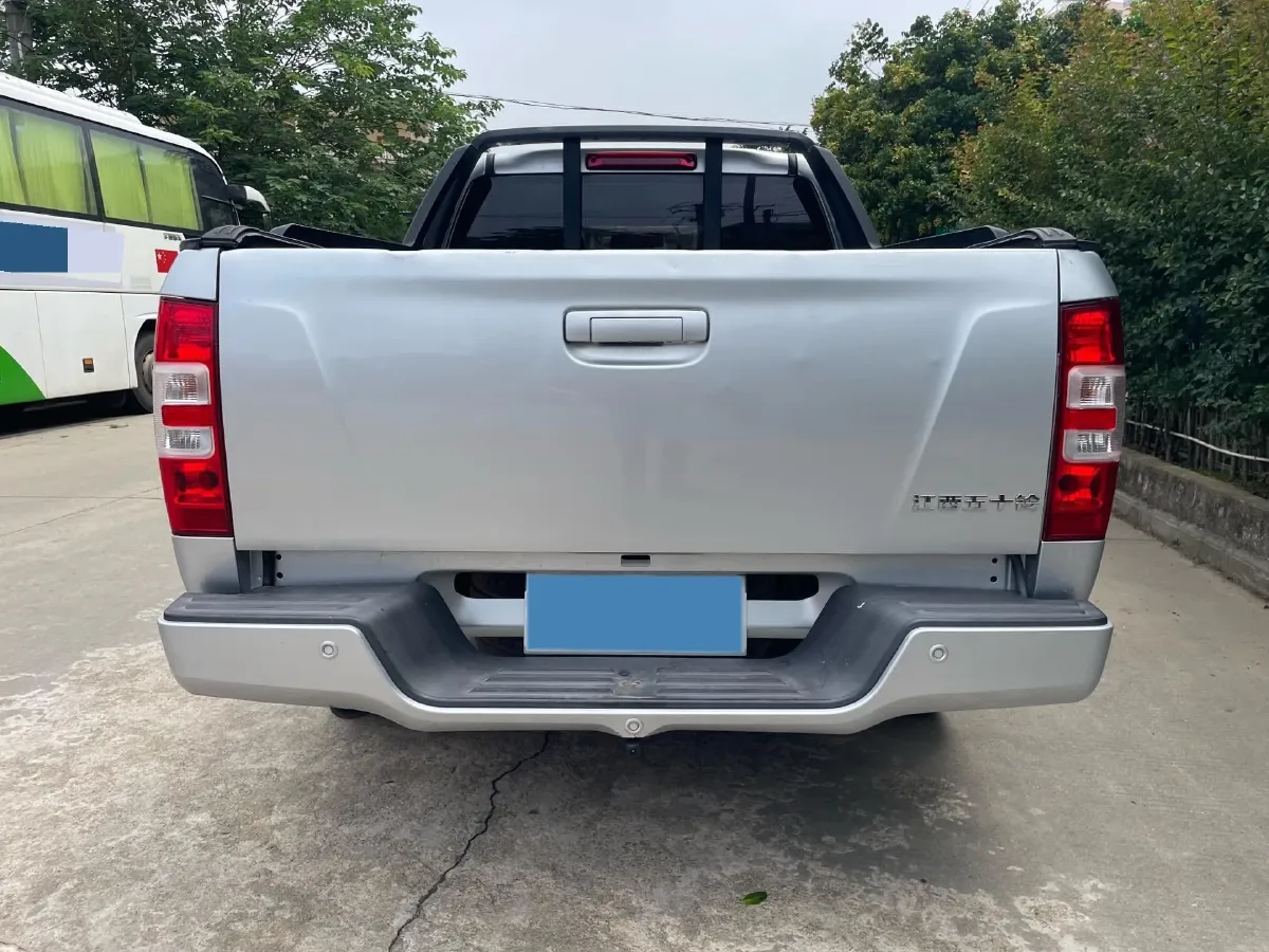 2018 Isuzu RE-MAX Jim 2.8T 116HP L4 5MT,autocango,china used car exporter,china ev exporter,chinese used car exporter,chinese used ev exporter