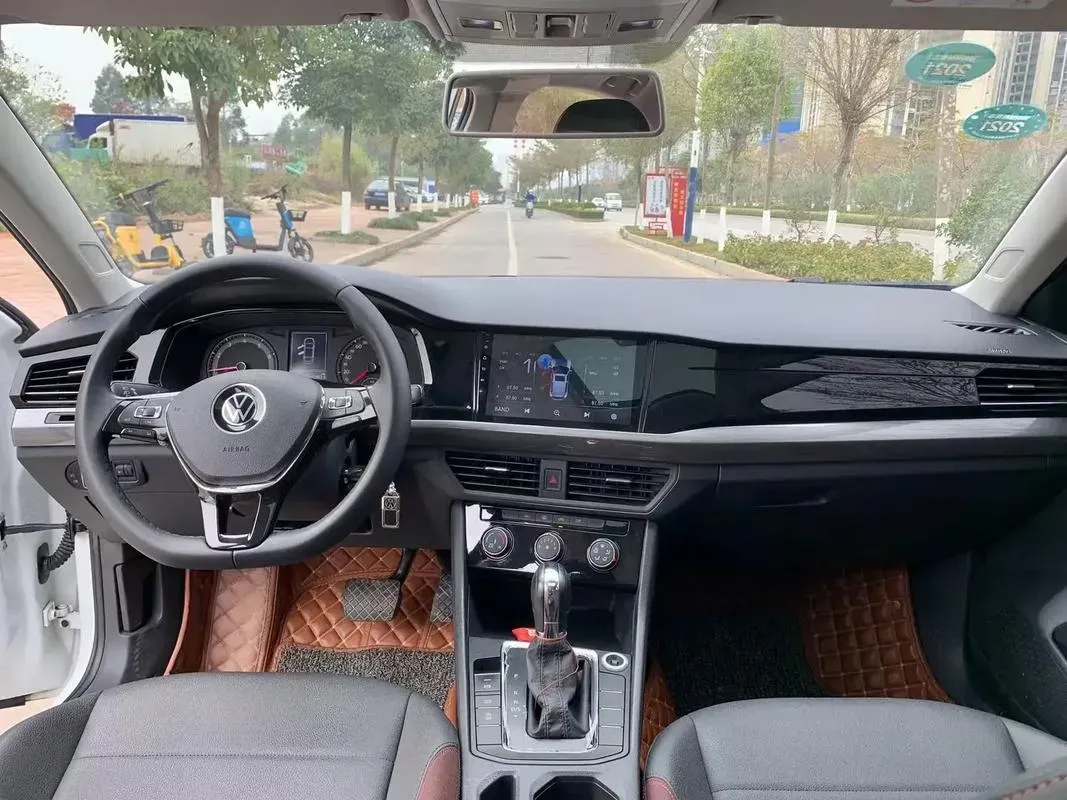 2018 Volkswagen Bora 1.5L 110HP L4 5MT,autocango,china used car exporter,china ev exporter,chinese used car exporter,chinese used ev exporter
