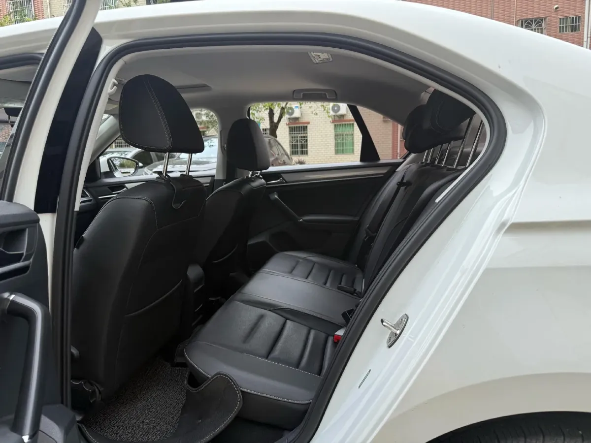 2018 Volkswagen Bora 1.5L 110HP L4 6AT,autocango,china used car exporter,china ev exporter,chinese used car exporter,chinese used ev exporter