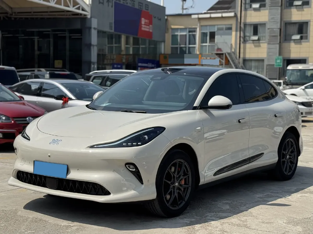 2025 IM LS6 BEV 75KWH,autocango,china used car exporter,china ev exporter,chinese used car exporter,chinese used ev exporter