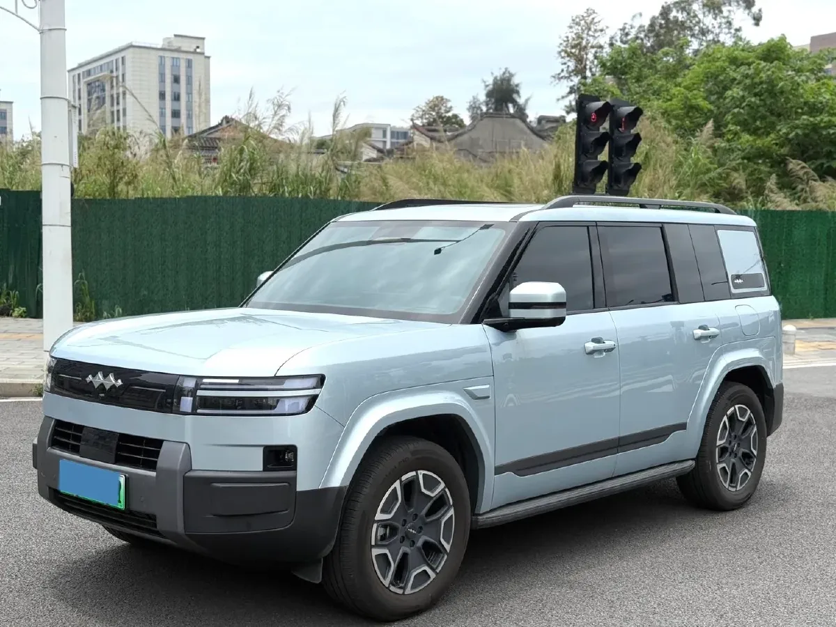 2025 FangChengBao Tai 7 1.5T 156HP L4 E-CVT PHEV,autocango,china used car exporter,china ev exporter,chinese used car exporter,chinese used ev exporter