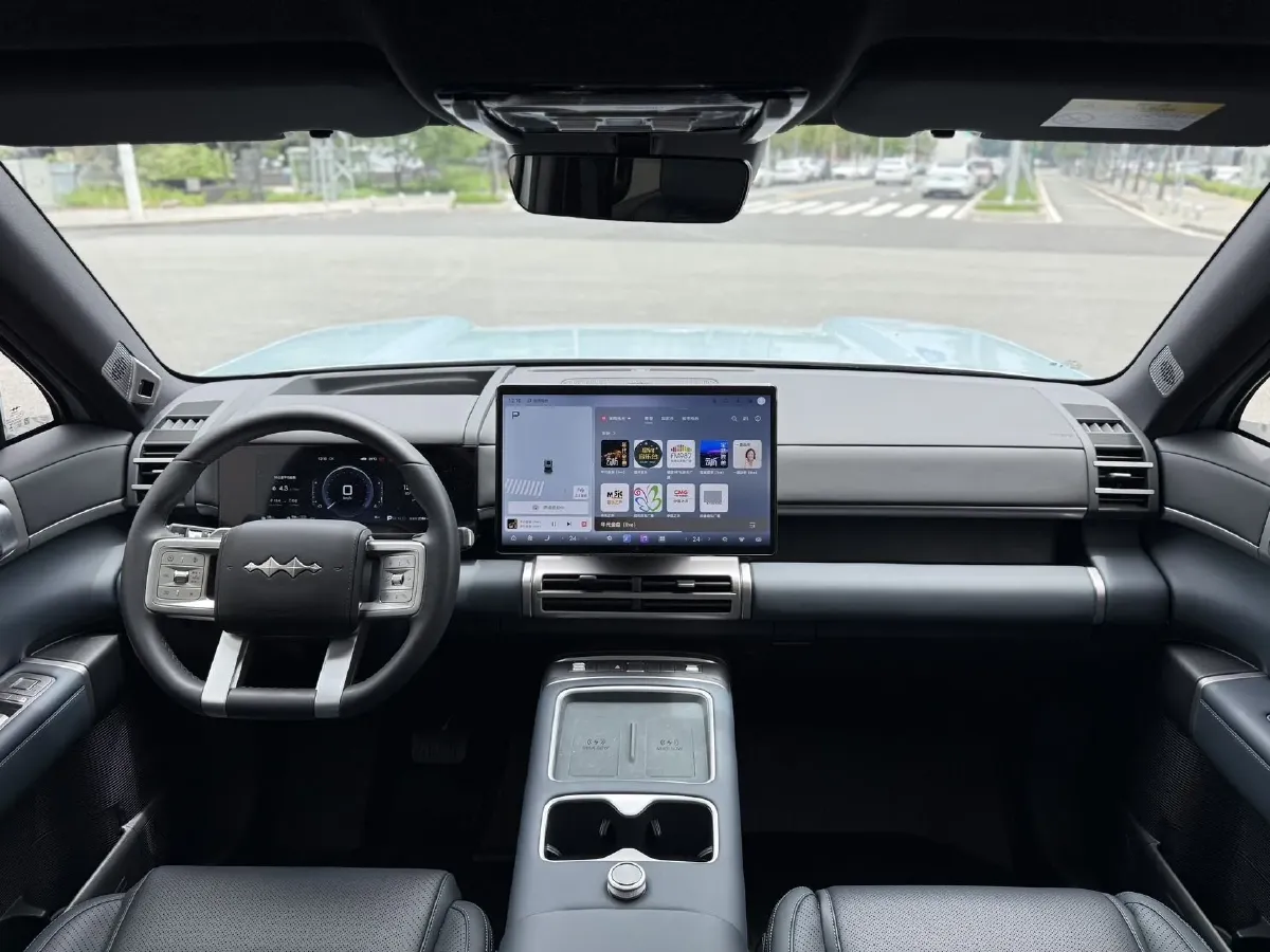 2025 FangChengBao Tai 7 1.5T 156HP L4 E-CVT PHEV,autocango,china used car exporter,china ev exporter,chinese used car exporter,chinese used ev exporter