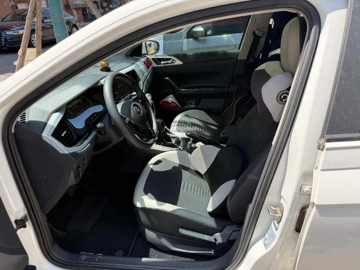 2019 Volkswagen Polo 1.5L 113HP L4 6AT,autocango,china used car exporter,china ev exporter,chinese used car exporter,chinese used ev exporter