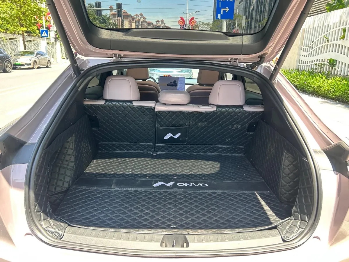 2024 ONVO L60 BEV 60KWH,autocango,china used car exporter,china ev exporter,chinese used car exporter,chinese used ev exporter