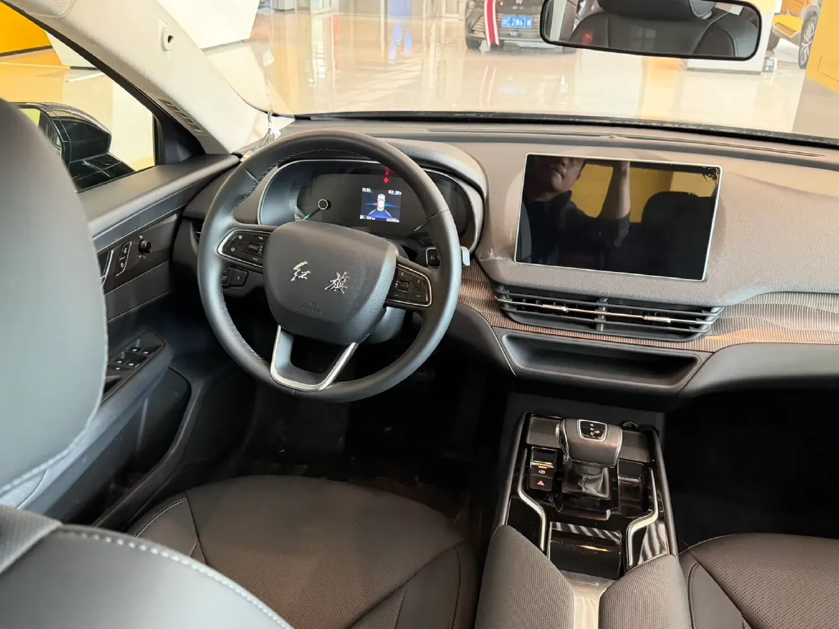 2022 HongQi E-QM5 BEV 56KWH,autocango,china used car exporter,china ev exporter,chinese used car exporter,chinese used ev exporter