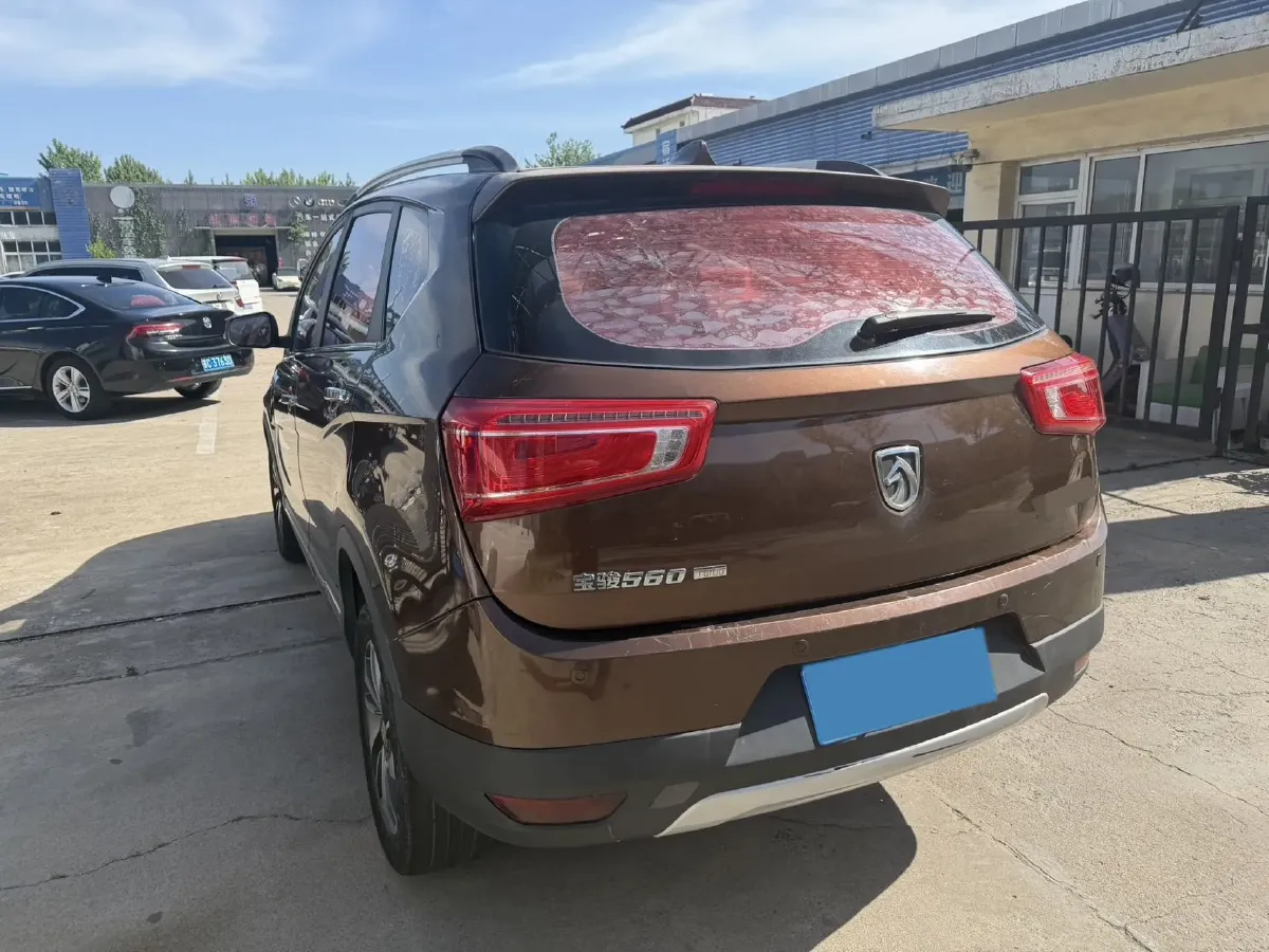 2017 BaoJun 560 1.5T 150HP L4 6MT,autocango,china used car exporter,china ev exporter,chinese used car exporter,chinese used ev exporter