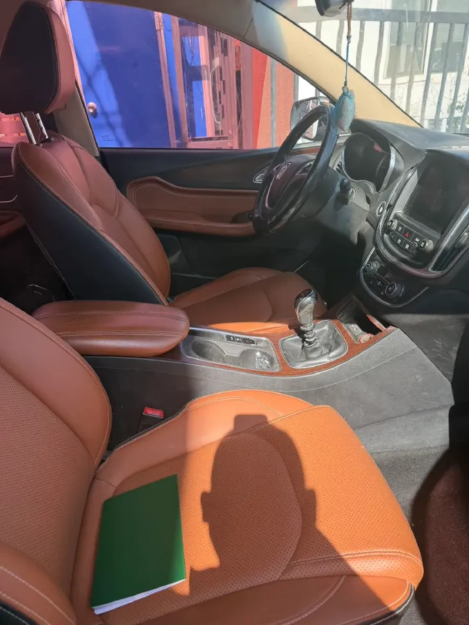 2017 BaoJun 560 1.5T 150HP L4 6MT,autocango,china used car exporter,china ev exporter,chinese used car exporter,chinese used ev exporter