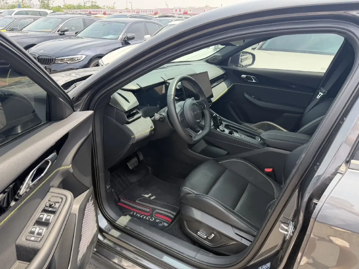 2023 MAXUS G50 1.5T 181HP L4 7DCT,autocango,china used car exporter,china ev exporter,chinese used car exporter,chinese used ev exporter