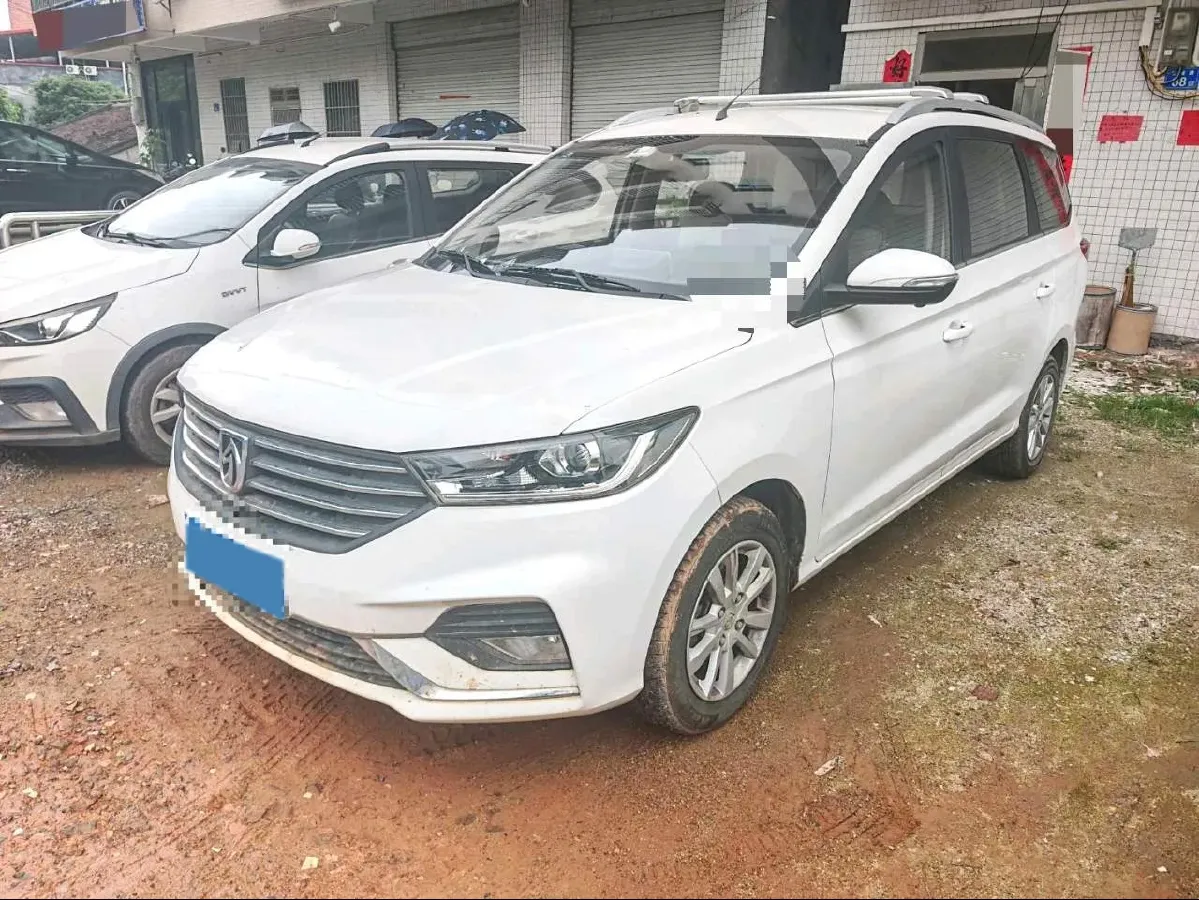2018 BaoJun 360 1.5L 112HP L4 6MT,autocango,china used car exporter,china ev exporter,chinese used car exporter,chinese used ev exporter